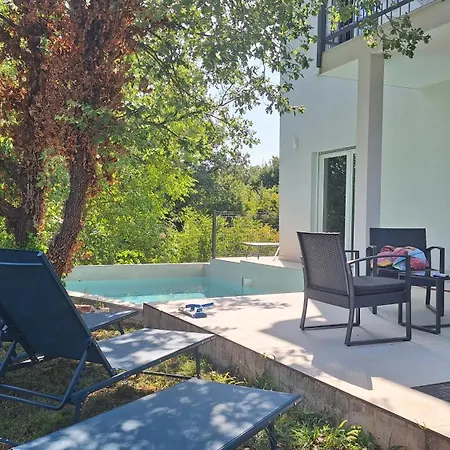 Holiday home Casa Istriana Relaxing With Pool Mali Vareski